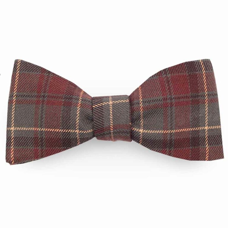 Noeud papillon ecossais carreaux tartan marron photo