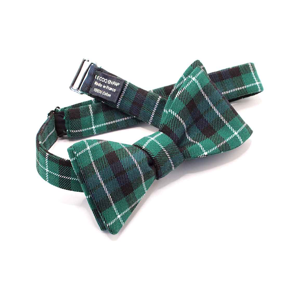 Noeud papillon ecossais carreaux tartan vert photo