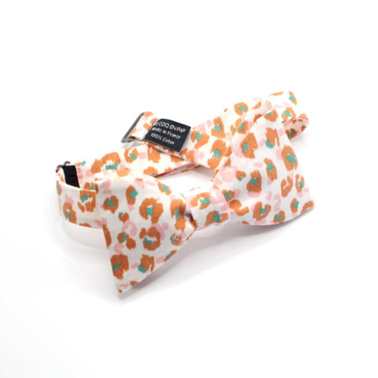 noeud papillon rose et caramel leo le coq en pap photo